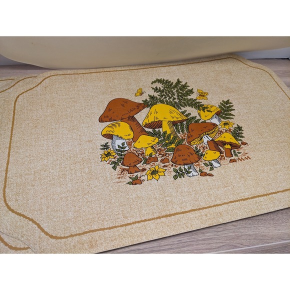 Set Of 4 Vinyl MCM 1970's Mushroom Placemats Orange Brown Rectangle Beige Groovy - Picture 4 of 12